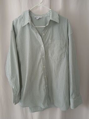 Athleta Men's Light Green and White Striped Button-Down Shirt